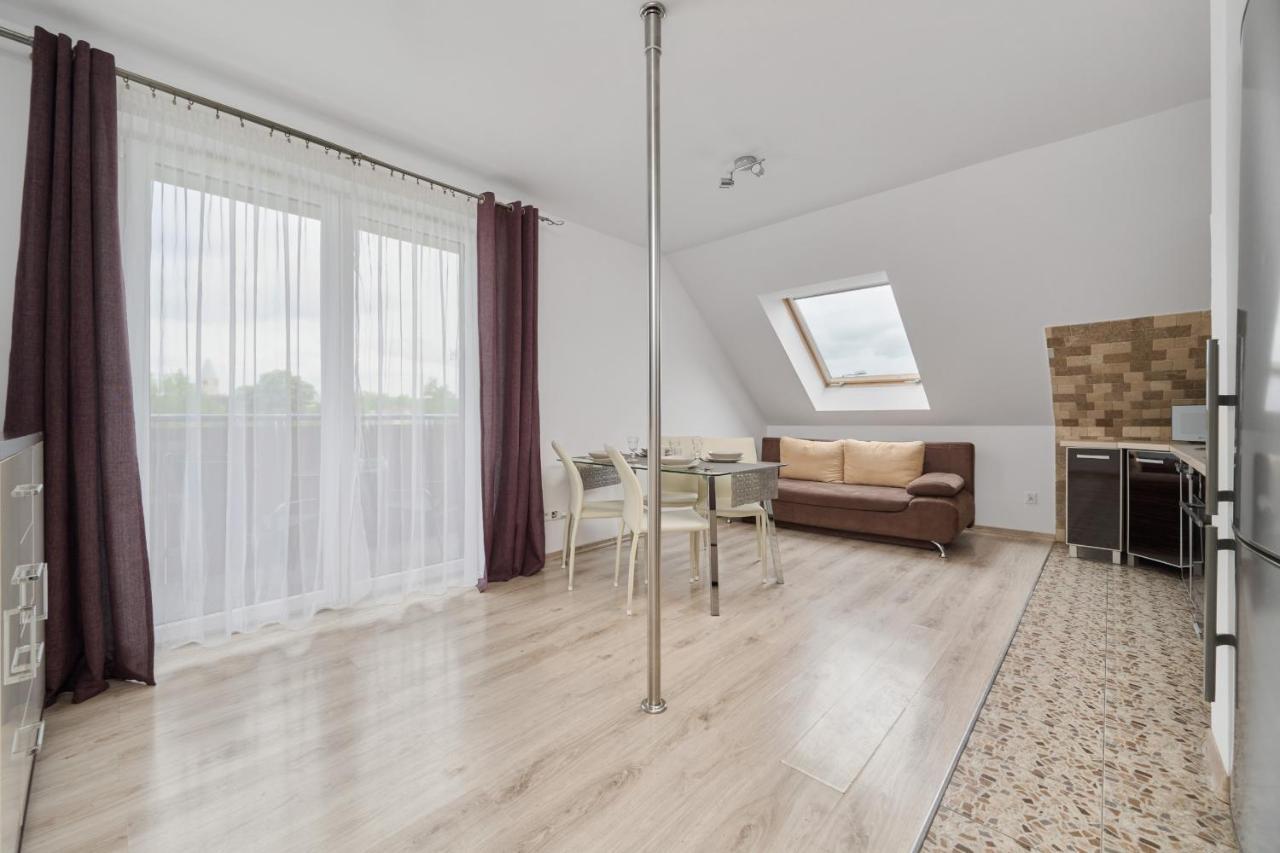 Apartment Semaforowa Modern By Renters