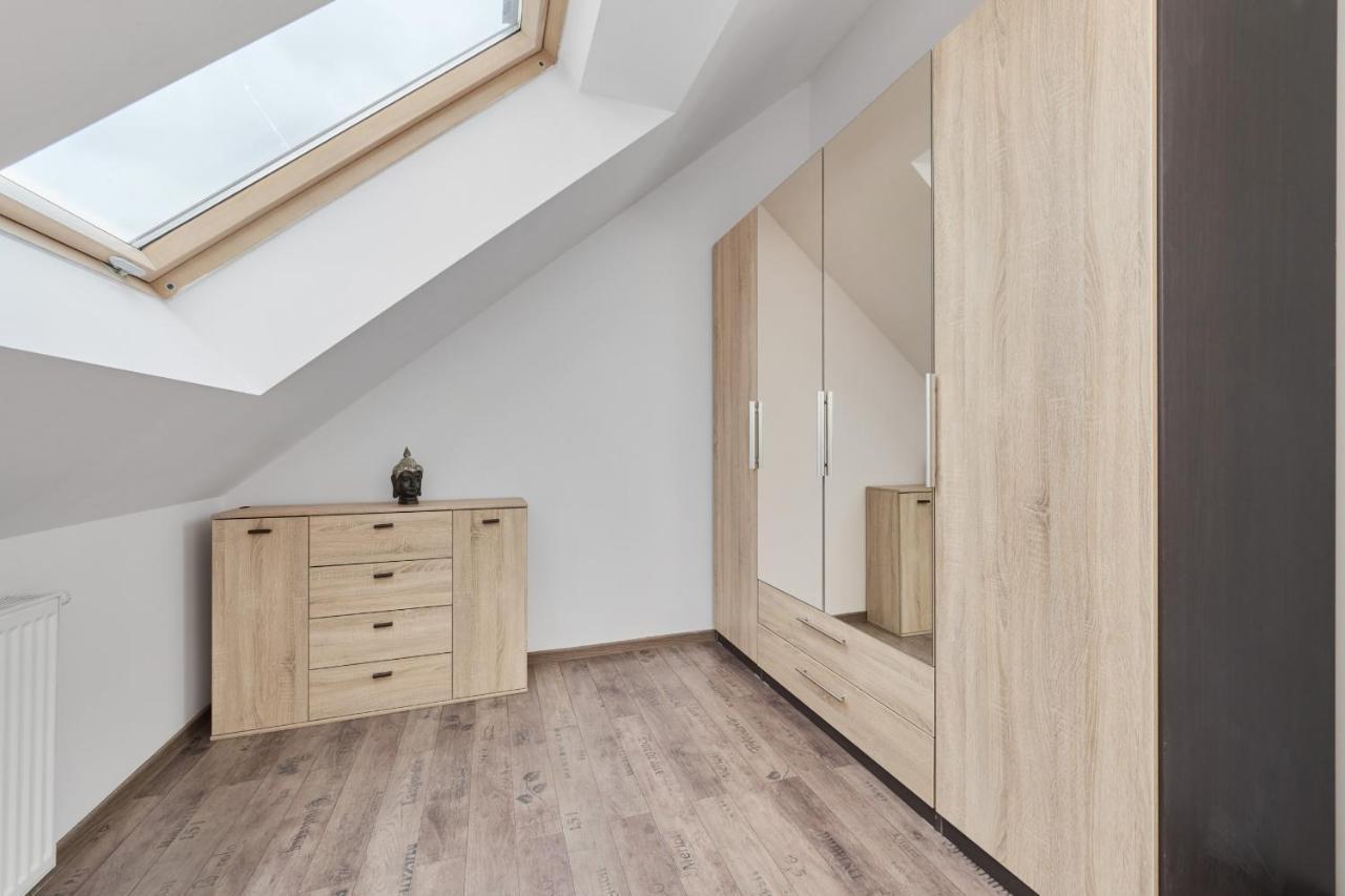 Apartment Semaforowa Modern By Renters
