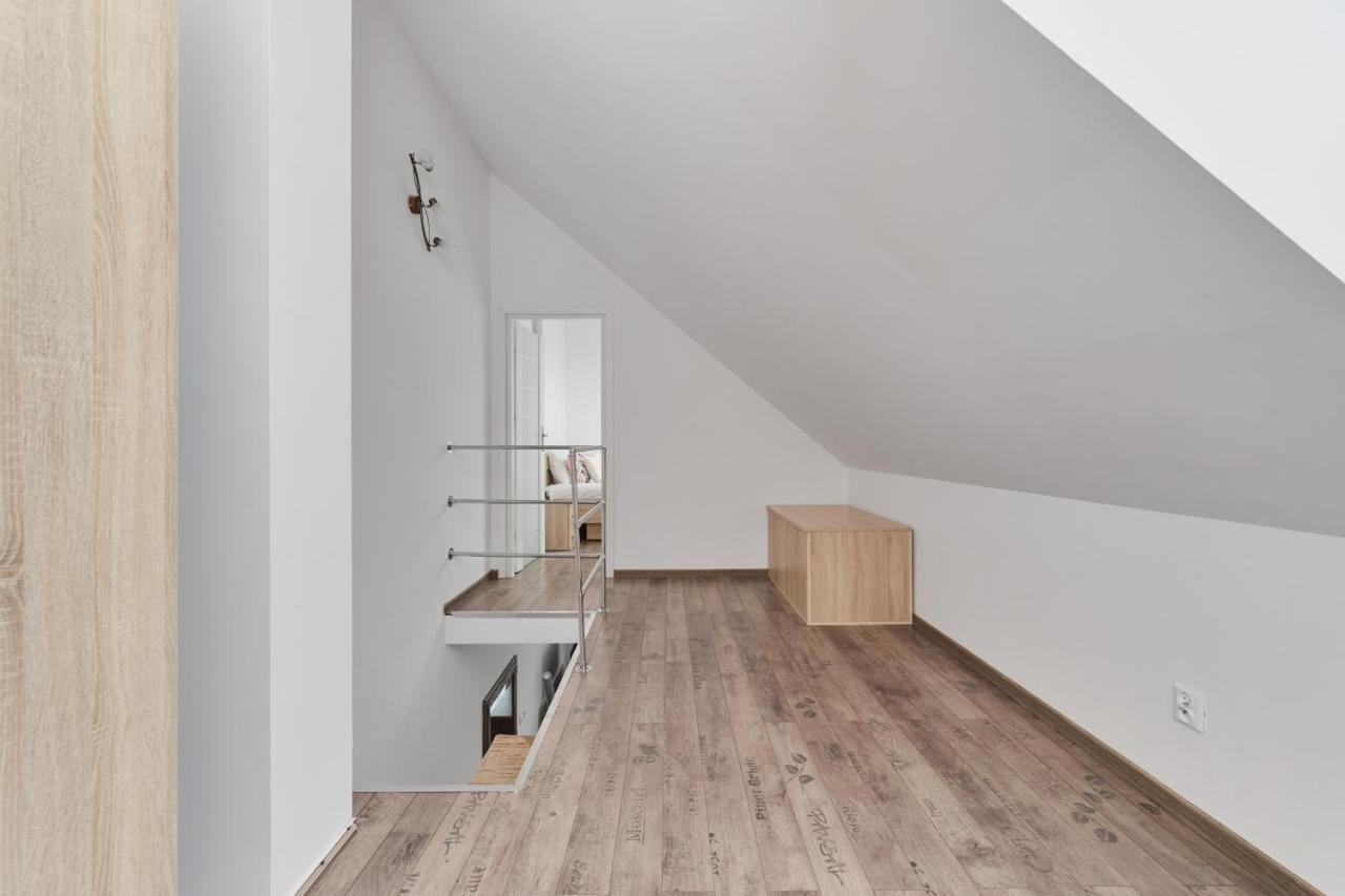 Semaforowa Modern By Renters *